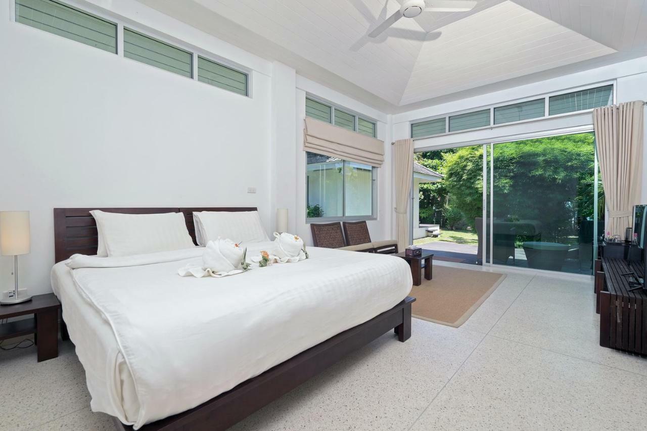 Ban Mok Talay Beachfront Villa Bang Rak Beach  Bagian luar foto