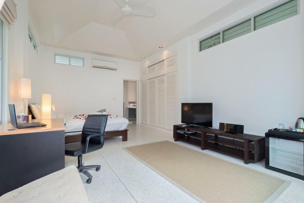 Ban Mok Talay Beachfront Villa Bang Rak Beach  Bagian luar foto