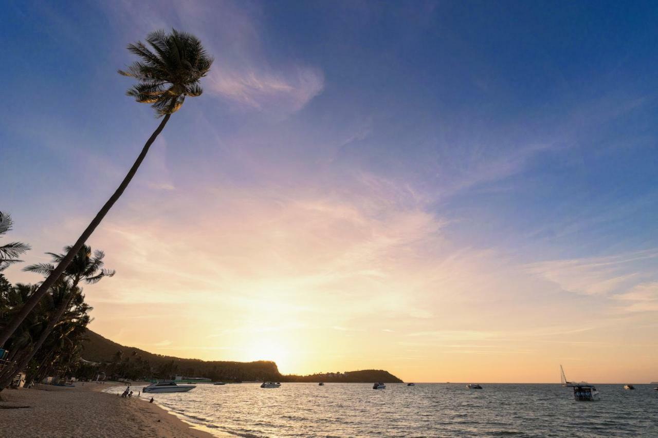Ban Mok Talay Beachfront Villa Bang Rak Beach  Bagian luar foto