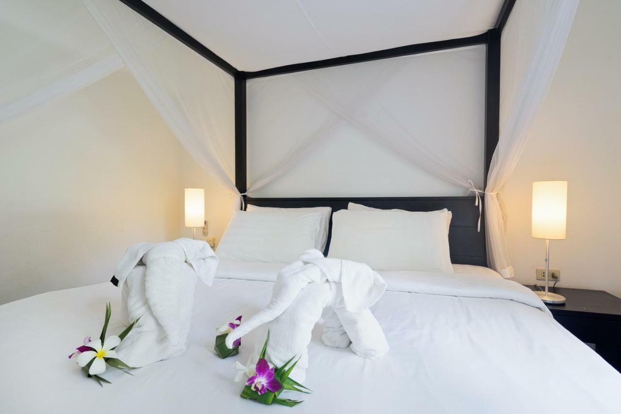 Ban Mok Talay Beachfront Villa Bang Rak Beach  Bagian luar foto