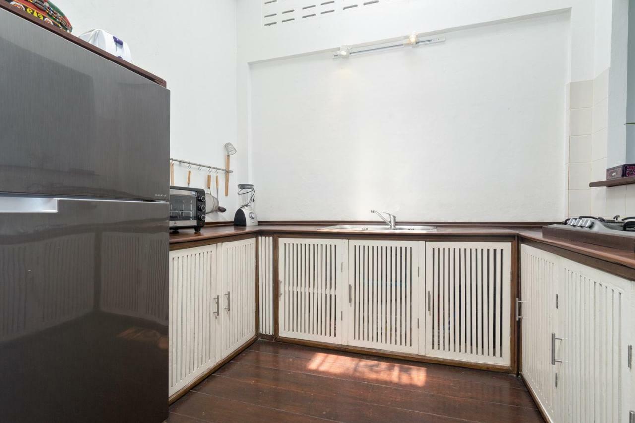 Ban Mok Talay Beachfront Villa Bang Rak Beach  Bagian luar foto